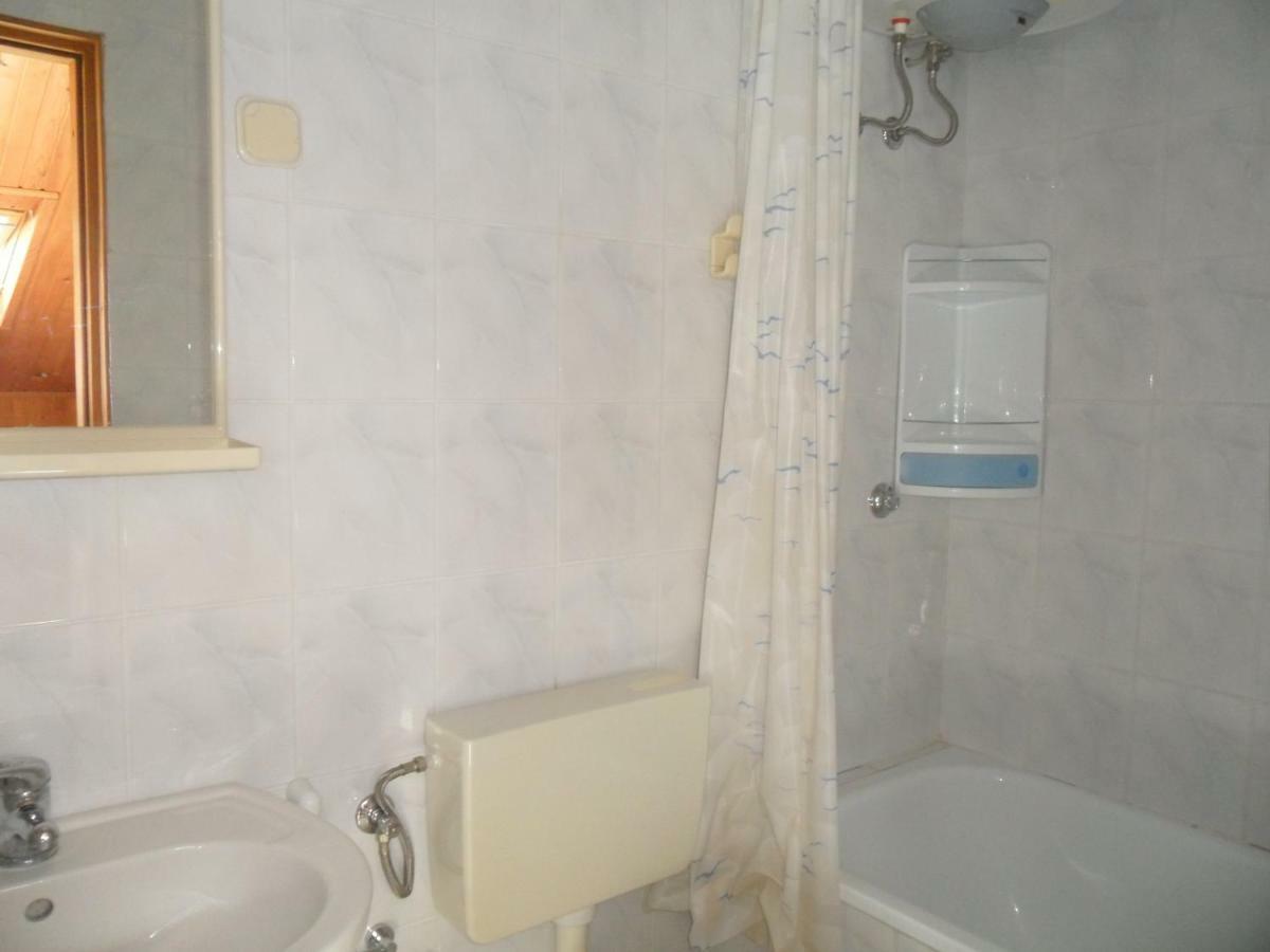 Apartments Simpa นยีวีเซ ภายนอก รูปภาพ