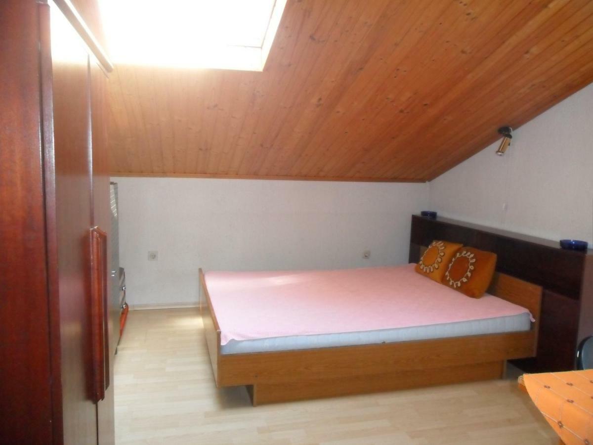 Apartments Simpa นยีวีเซ ภายนอก รูปภาพ